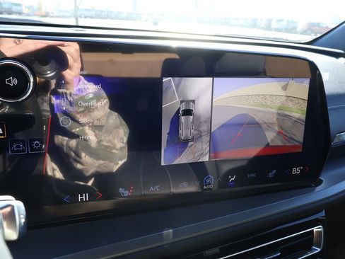 New 2026 Chevrolet Traverse LT image 25