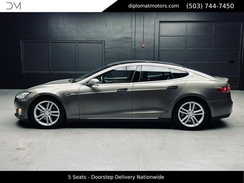 Used 2015 Tesla Model S 70D AWD/4WD image 3