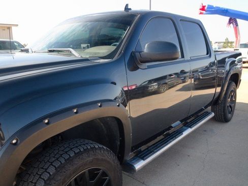 Used 2012 GMC Sierra 1500 SLE w/ Power Tech Package AWD/4WD image 8