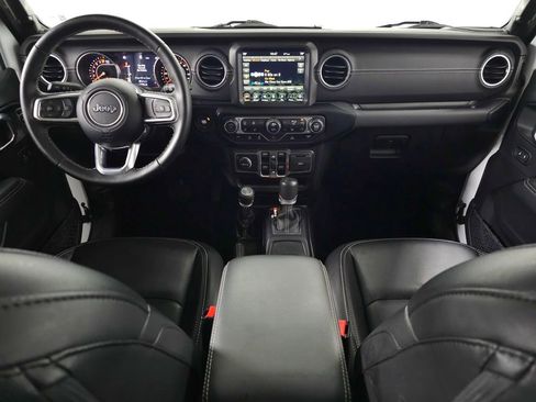 Used 2022 Jeep Wrangler Unlimited Sahara w/ LED Lighting Group AWD/4WD image 14