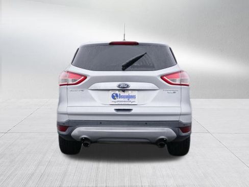 Used 2015 Ford Escape Titanium image 4