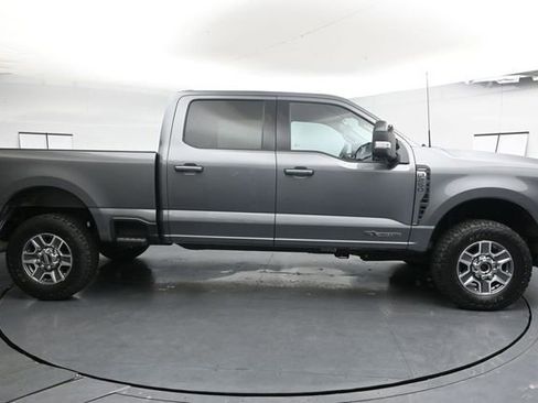 Used 2024 Ford F250 Lariat AWD/4WD image 9
