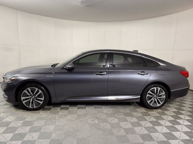 Used 2020 Honda Accord Touring image 3