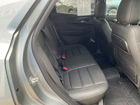 Used 2025 Chevrolet TrailBlazer ACTIV w/ Convenience Package AWD/4WD image 14