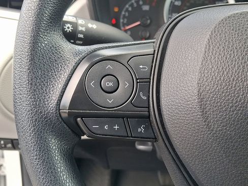 Used 2022 Toyota Corolla Cross L AWD/4WD image 26