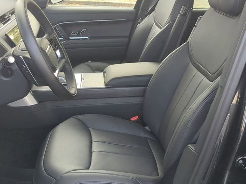 New 2026 Land Rover Range Rover Long Wheelbase SE image 15