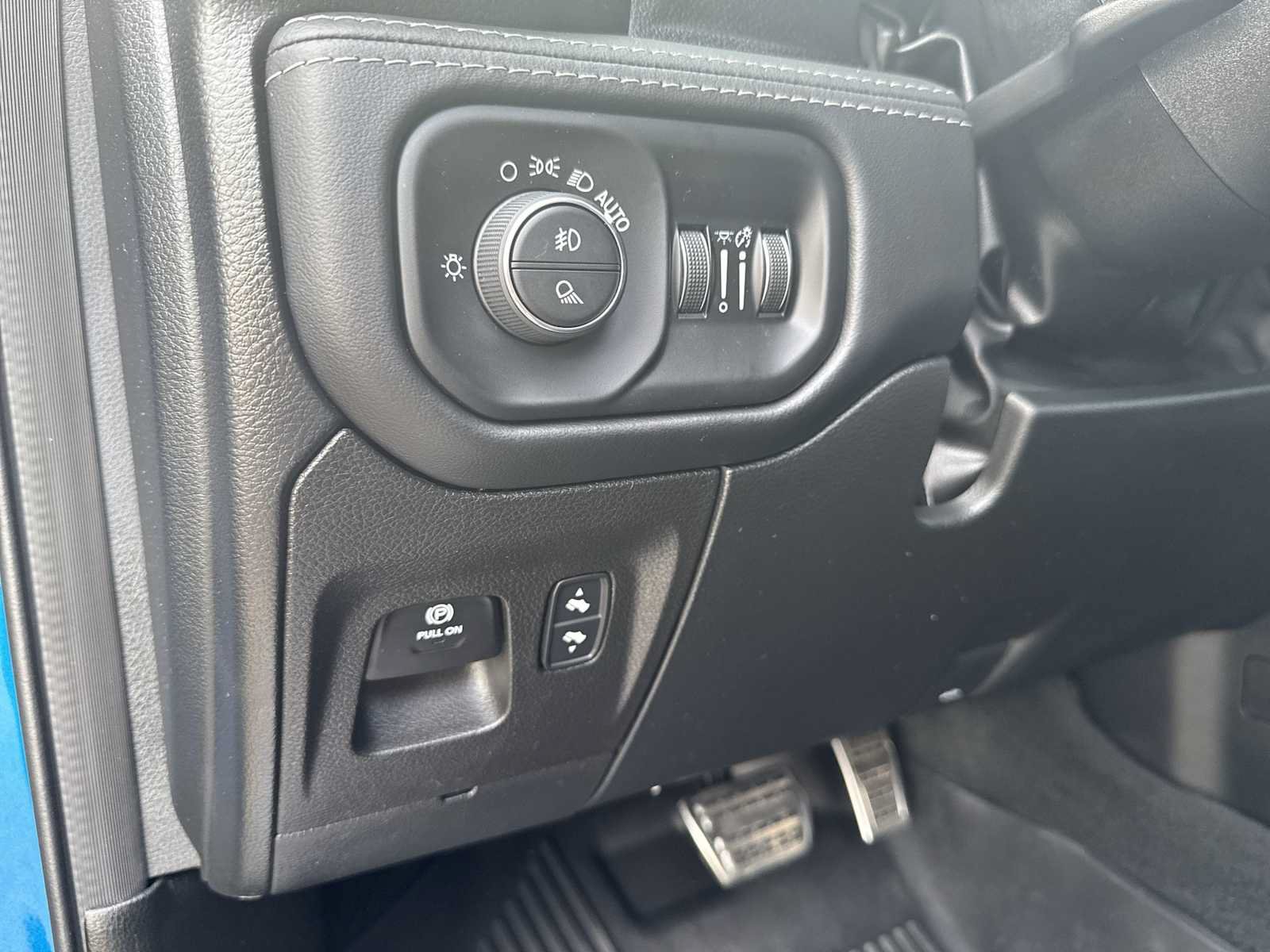 Used 2022 RAM 1500 TRX w/ TRX Level 1 Equipment Group AWD/4WD image 30