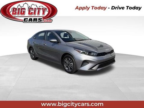 Used 2024 Kia Forte LXS FWD image 1