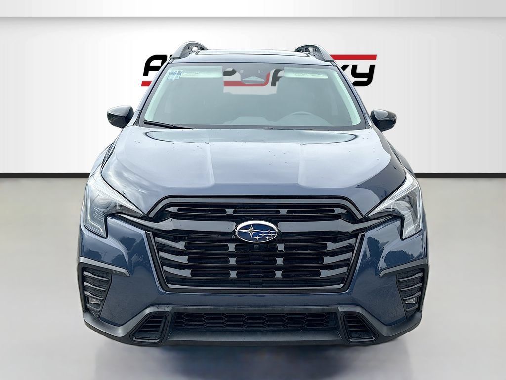 Used 2025 Subaru Ascent Bronze Edition w/ Popular Package #2 AWD/4WD image 2