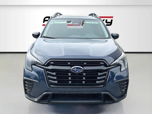 Used 2025 Subaru Ascent Bronze Edition w/ Popular Package #2 AWD/4WD image 2