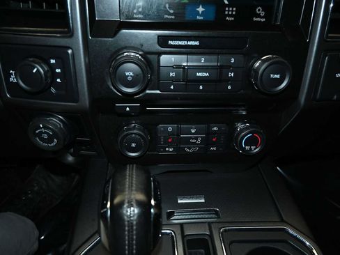Used 2017 Ford F150 XLT w/ Equipment Group 302A Luxury AWD/4WD image 24