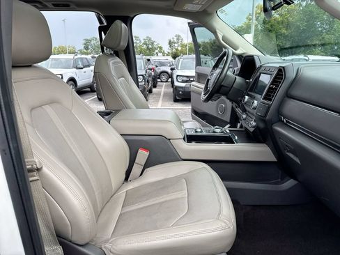 Used 2021 Ford Expedition Limited AWD/4WD image 23