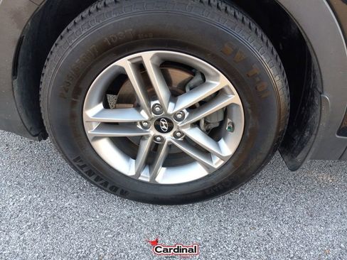 Used 2017 Hyundai Santa Fe Sport w/ 2.4L Value Package 06 image 14