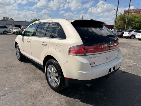 Used 2007 Lincoln MKX AWD image 3