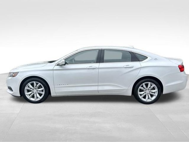 Used 2016 Chevrolet Impala LT w/ Convenience Package FWD image 2