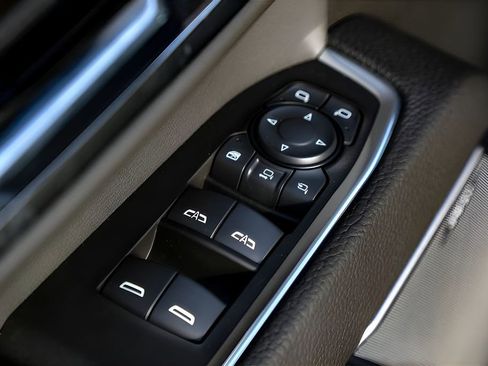 Used 2025 GMC Sierra 2500 Denali w/ Denali Reserve Package image 22