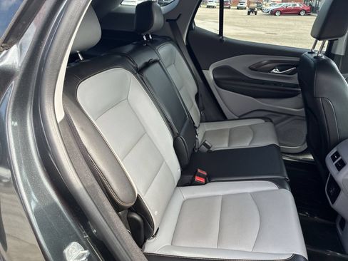 Used 2021 GMC Terrain SLT FWD image 25