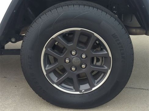 Certified 2023 Jeep Gladiator Overland image 10