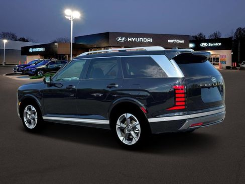 Used 2026 Hyundai Palisade Limited image 4