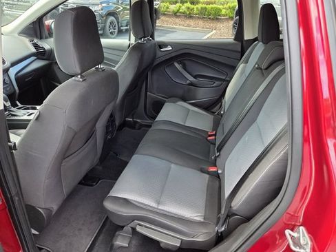 Used 2018 Ford Escape SE w/ SE Sync 3 Package FWD image 10