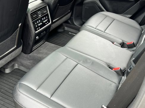 Certified 2026 Porsche Cayenne E-Hybrid AWD/4WD image 20