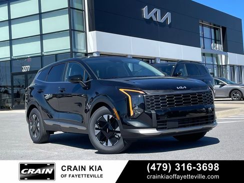 New 2026 Kia Sportage LX image 1