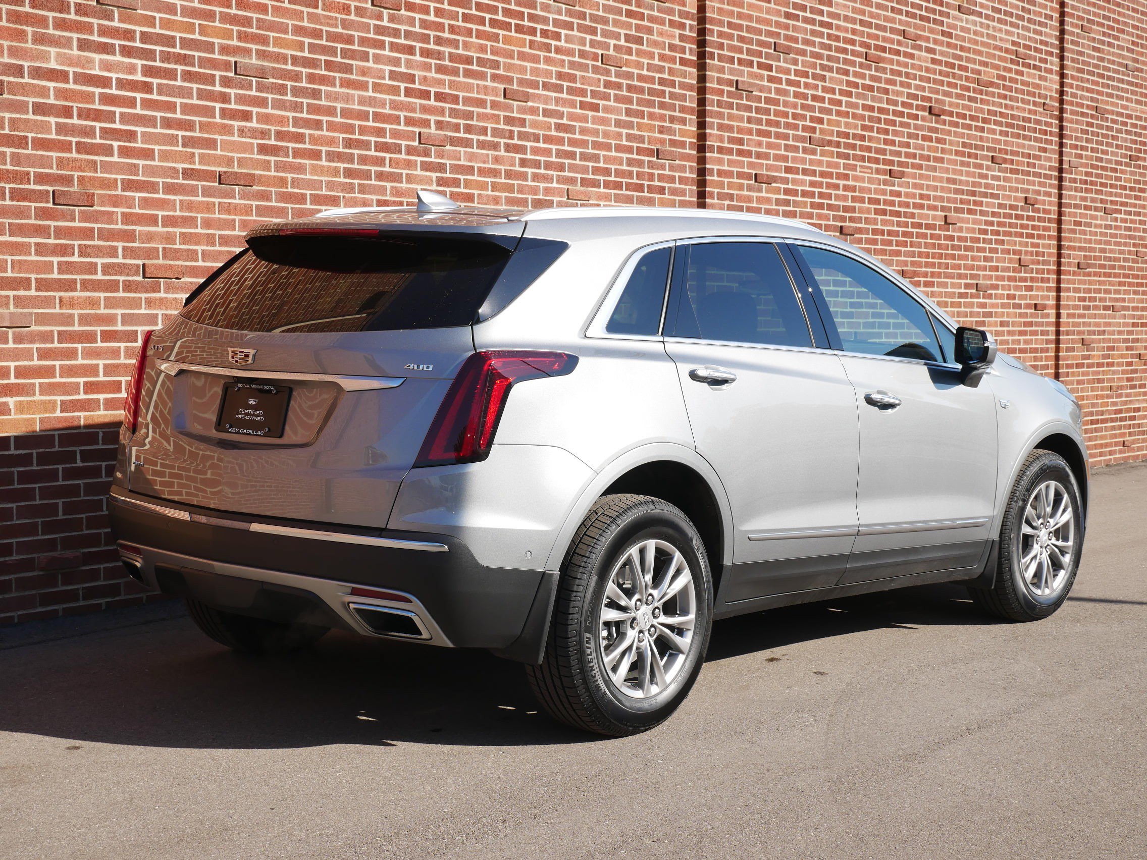 Used 2023 Cadillac XT5 Premium Luxury w/ Technology Package AWD/4WD image 25