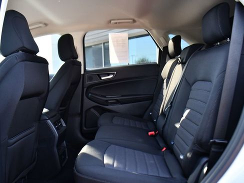 Used 2024 Ford Edge SE w/ Black Appearance Package AWD/4WD image 21