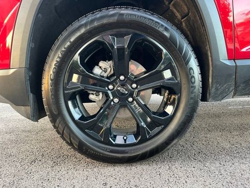 Used 2026 Chevrolet Equinox LT w/ Midnight Edition FWD image 11