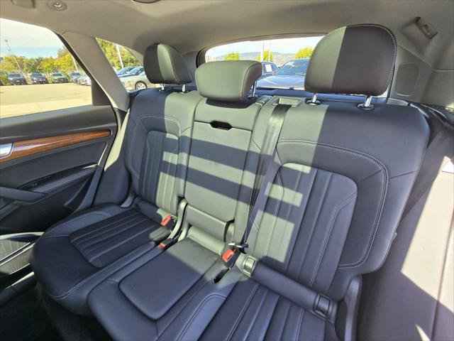 Used 2023 Audi Q5 2.0T Premium Plus w/ Premium Plus Package AWD/4WD image 17