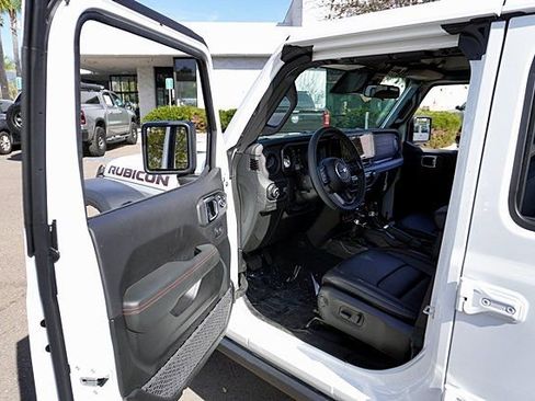 New 2026 Jeep Wrangler Unlimited Rubicon image 42