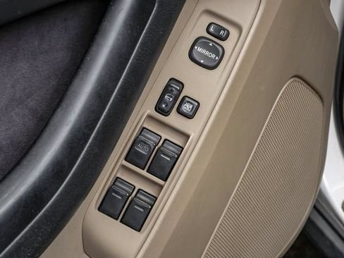 Used 2003 Toyota 4Runner SR5 RWD image 31