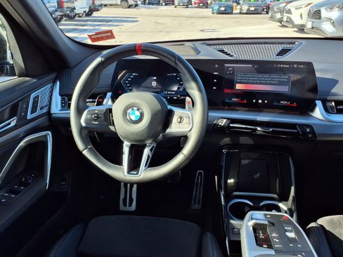 Used 2025 BMW X1 M35i w/ Premium Package image 8