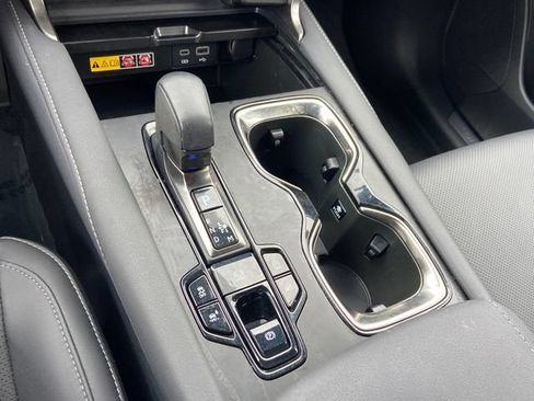Used 2023 Lexus RX 350 Premium w/ Accessory Package AWD/4WD image 22