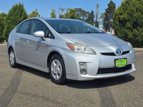 Used 2010 Toyota Prius Two FWD image 7