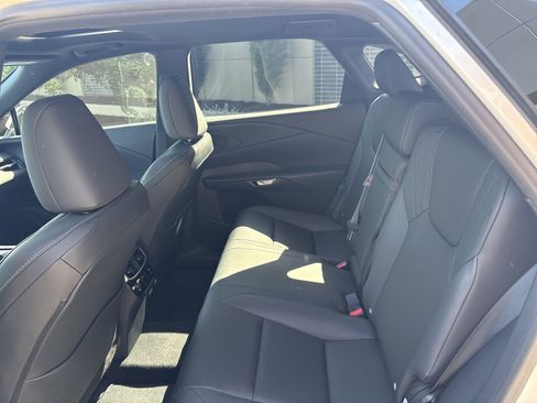 Used 2024 Lexus RX 350h w/ Cold Area Package AWD/4WD image 31