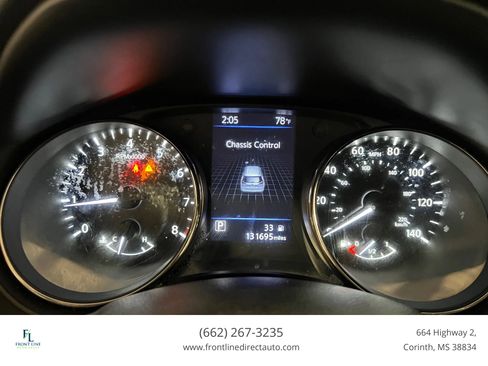 Used 2019 Nissan Rogue SV image 11