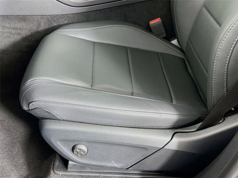 Certified 2026 Mercedes-Benz GLE 350 4MATIC image 18
