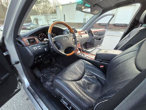 Used 2004 Lexus LS 430 image 28