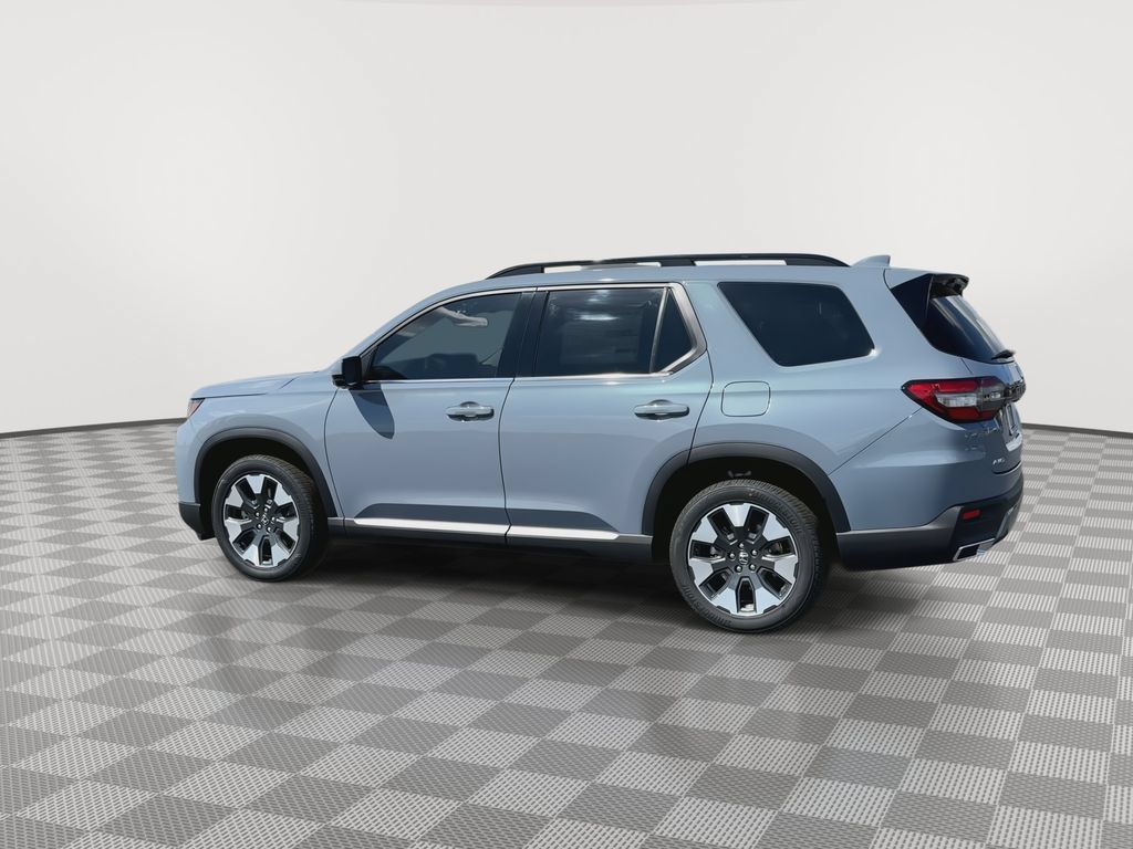 New 2026 Honda Pilot Touring image 6