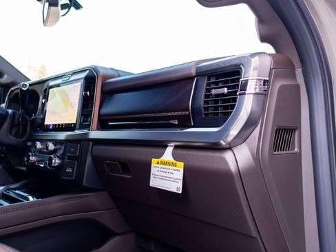 Used 2026 Ford F450 King Ranch w/ Chrome Package image 36