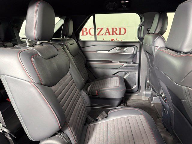 Used 2025 Ford Explorer ST-Line w/ Premium Package RWD image 36