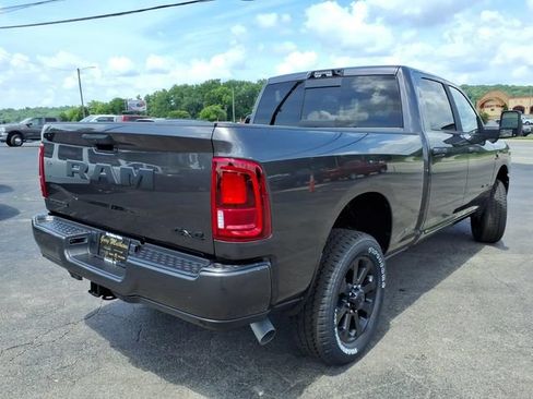 New 2026 RAM 2500 Big Horn AWD/4WD image 3