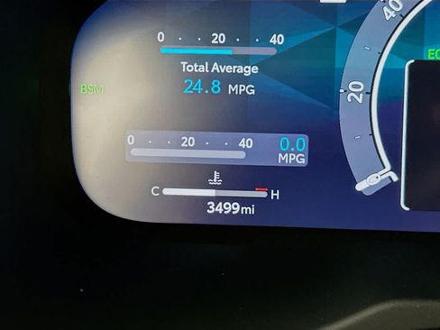Used 2025 Toyota RAV4 Limited w/ Advanced Technology Package FWD image 20