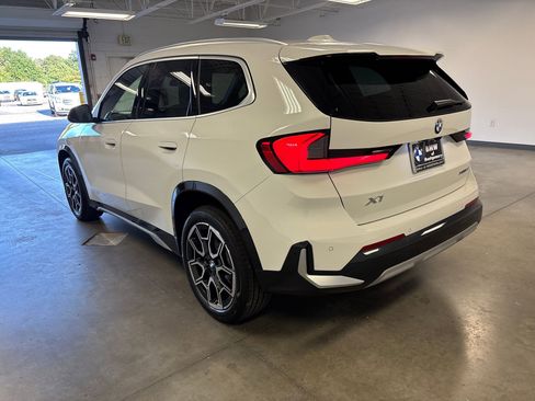 New 2026 BMW X1 xDrive28i w/ Convenience Package image 3
