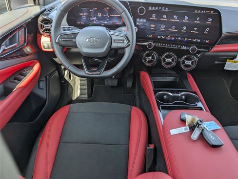 New 2025 Chevrolet Blazer EV RS image 27