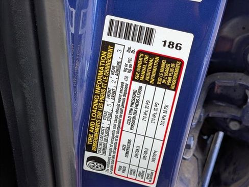 Used 2023 Toyota Tacoma TRD Off-Road w/ TRD Premium Off Road Package image 18