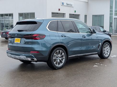 New 2026 BMW X5 xDrive50e w/ Executive Package image 2