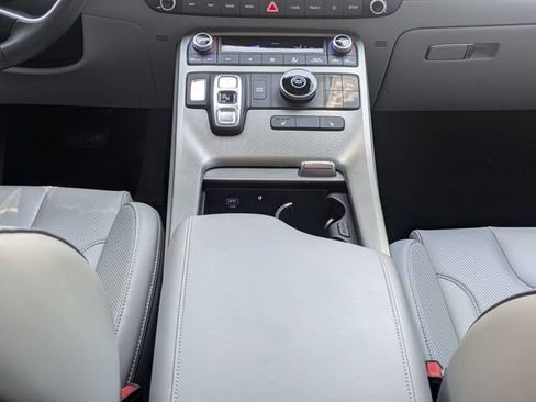 Used 2024 Hyundai Palisade SEL FWD image 20
