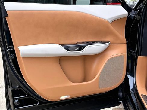 New 2026 Lexus RZ 450e Premium image 10